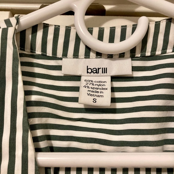 Bar III Tie Knot Button Down Tank - Picture 3 of 5